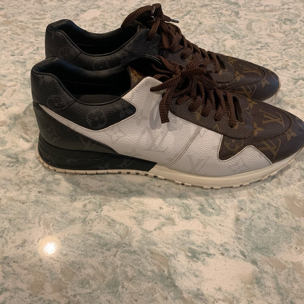 Louis Vuitton “Tri-Color” Run Away sneaker. - Picture 7 of 7